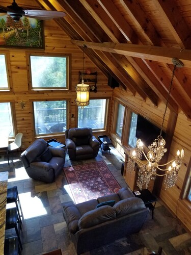 Gypsy Sunset cabin - gorgeous sunset views overlooking Lake Ouachita valley, 