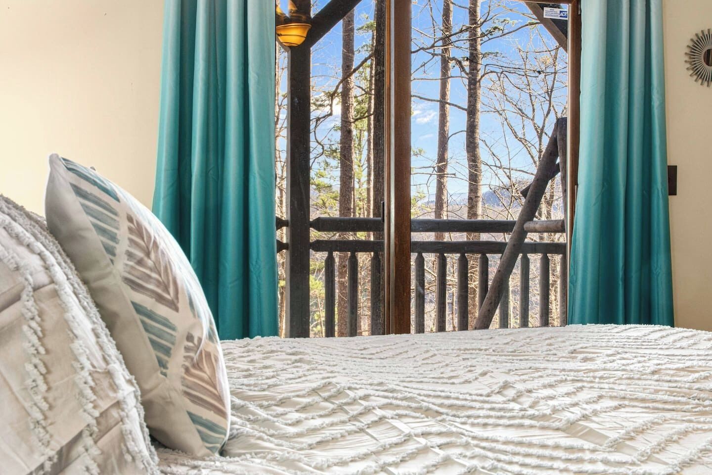 5 Schlafzimmer, Bügeleisen/Bügelbrett, Reisekinderbett, WLAN