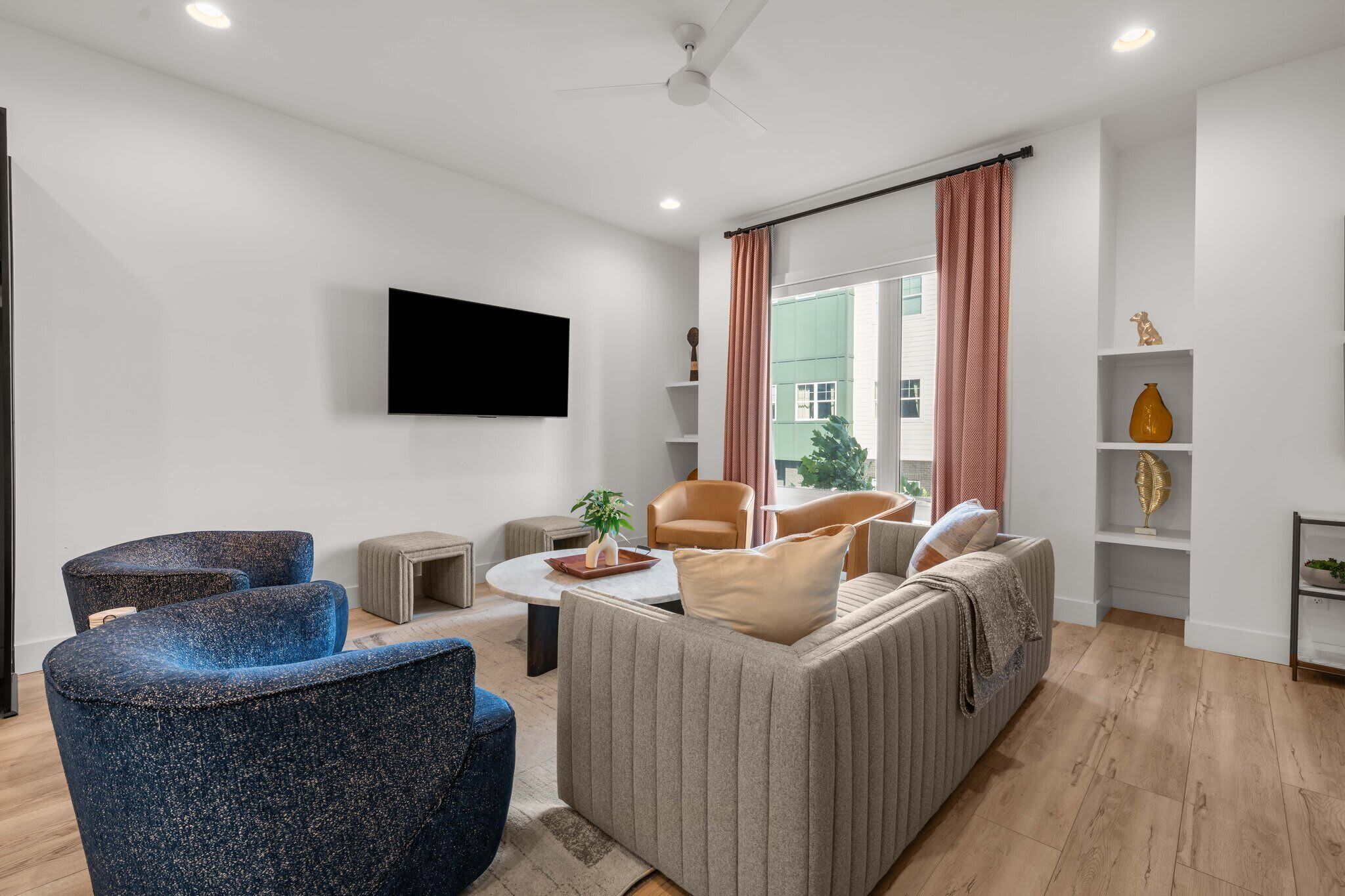 TV connectée, espaces bureaux