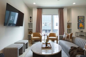 Smart TV, offices