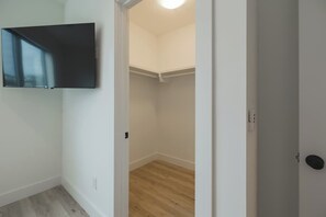 Interior - Cumberland Social Near Broadway | Large Rooftop (Nashville)