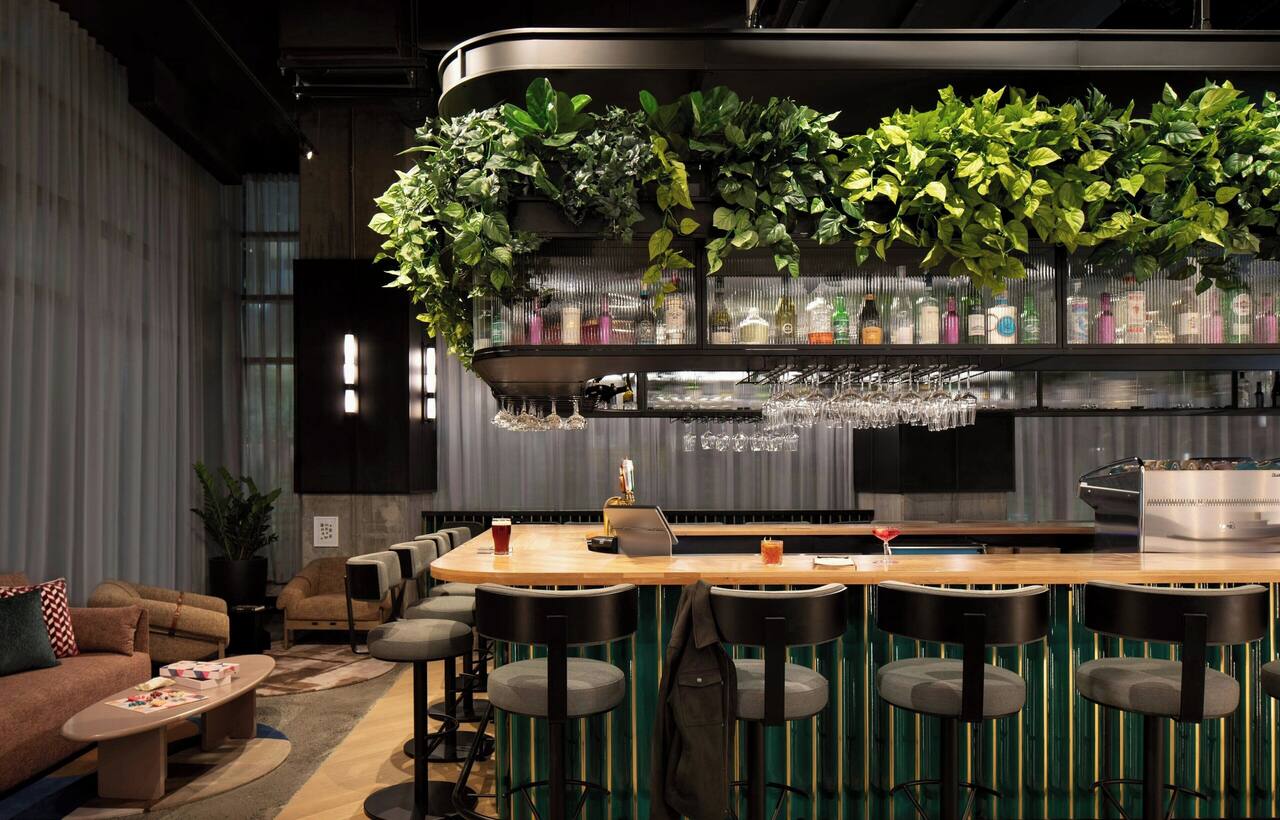 New Hotel Moxy Montreal Downtown