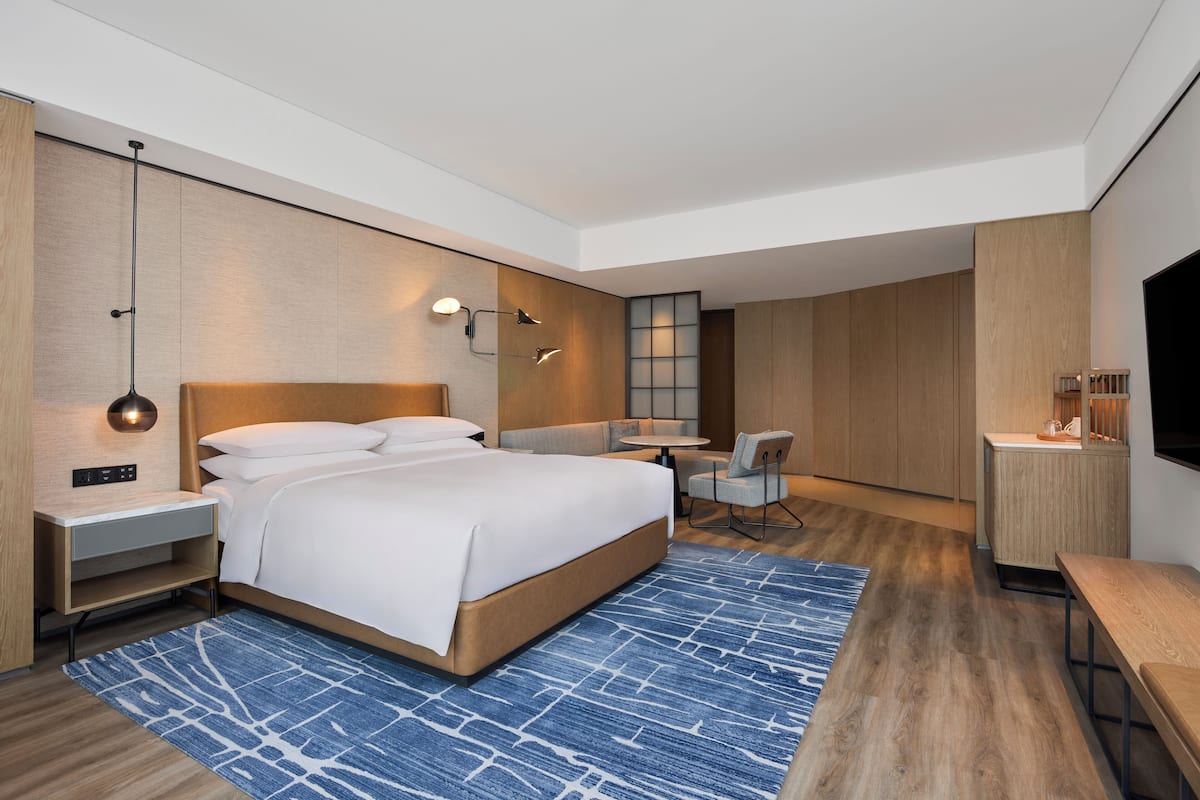 Estúdio, 1 cama King, vista para a baía | Cofres nos quartos, cortinas blackout, quartos à prova de som