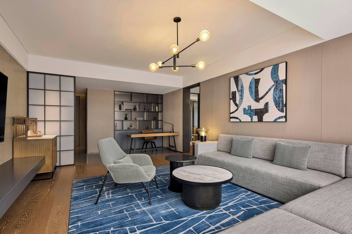 In-room safe, laptop workspace, blackout drapes, soundproofing