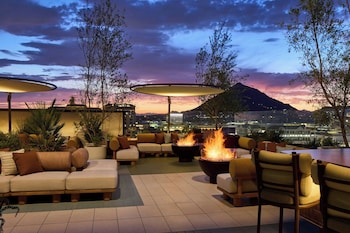 Hotel entrance and lobby at The REMI., Scottsdale, Autograph Collection