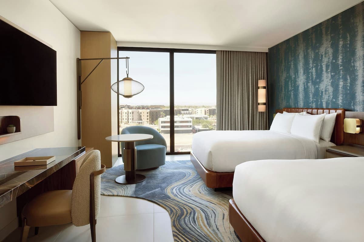 Down comforters, minibar, in-room safe, desk