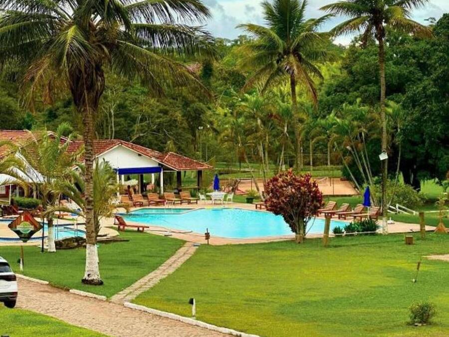 Fachada da propriedade