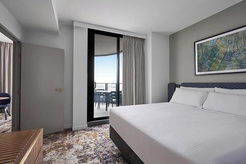 Apartment Hotel Pentridge One Bedroom Premier Apartment