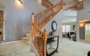 Interior - Fully Furnished SEASONAL Rental Available in San Tan Valley (San Tan Valley)