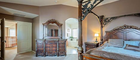 4 bedrooms, iron/ironing board, WiFi