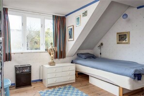 5 bedrooms, free WiFi