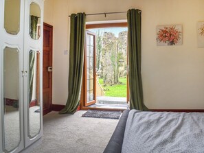 4 chambres, Wi-Fi gratuit, draps fournis