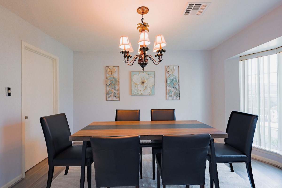 Photo 9 of Spacious 5BR Home - Near Energy Corridor - Sleeps 14 - Pet friendly