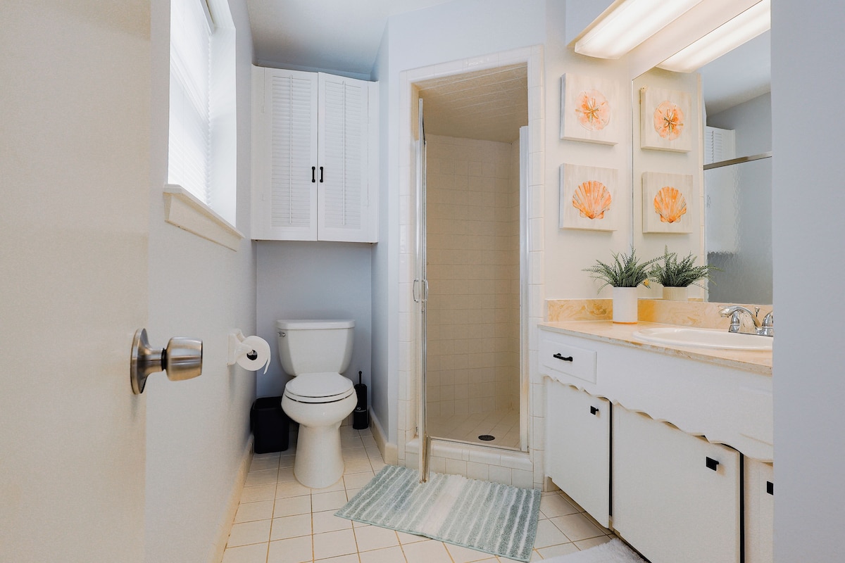 Photo 11 of Spacious 5BR Home - Near Energy Corridor - Sleeps 14 - Pet friendly