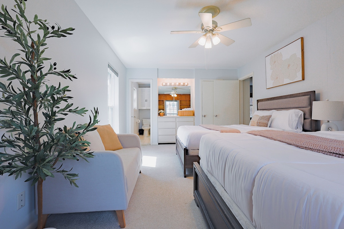 Photo 6 of Spacious 5BR Home - Near Energy Corridor - Sleeps 14 - Pet friendly