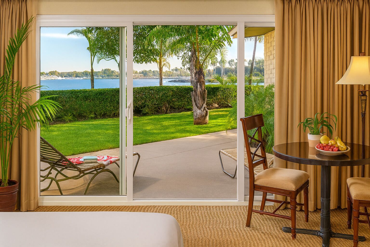 Relax And Unwind! Resort King, Bahia Resort Hotel, Private Beach - Mission Bay, CA