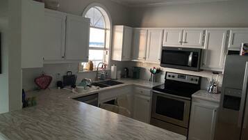 Microwave, oven, stovetop, dishwasher