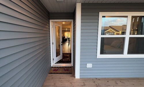 Cozy retreat 10 minutes to Downtown Charlottetown; 20 minutes to Stanhope beach