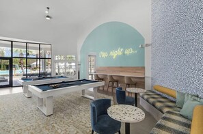 Games room - 2-bedroom A I R B N B in Panama City beach Florida with swimming pool (Panama City Beach)