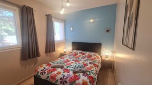 1 bedroom, travel crib, WiFi, bed sheets