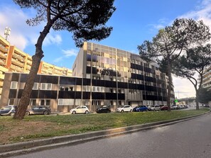 Front of property - Urban Chic 2 Luxury Suites Apartment (Rome)
