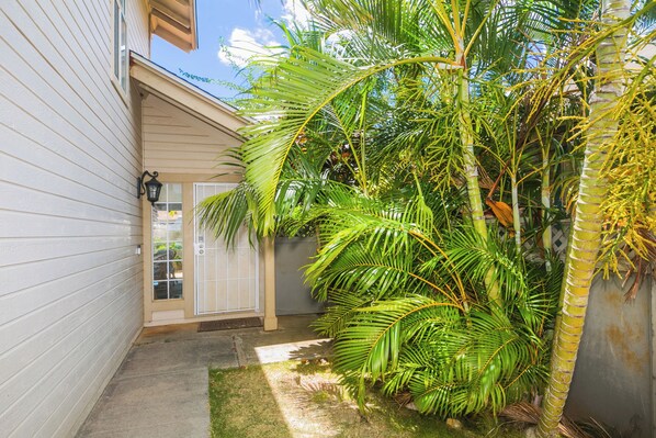 Exterior detail - Aloha Getaway (Kapolei)