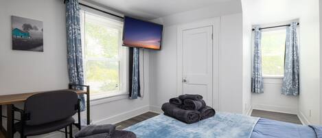 1 bedroom, desk, iron/ironing board, free WiFi