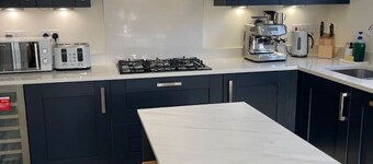 New prestigious 5 bed house near science park