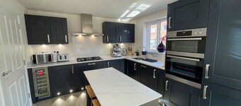 New prestigious executive house near Science Parks