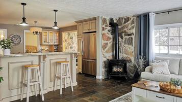 電視、壁爐、 辦公室