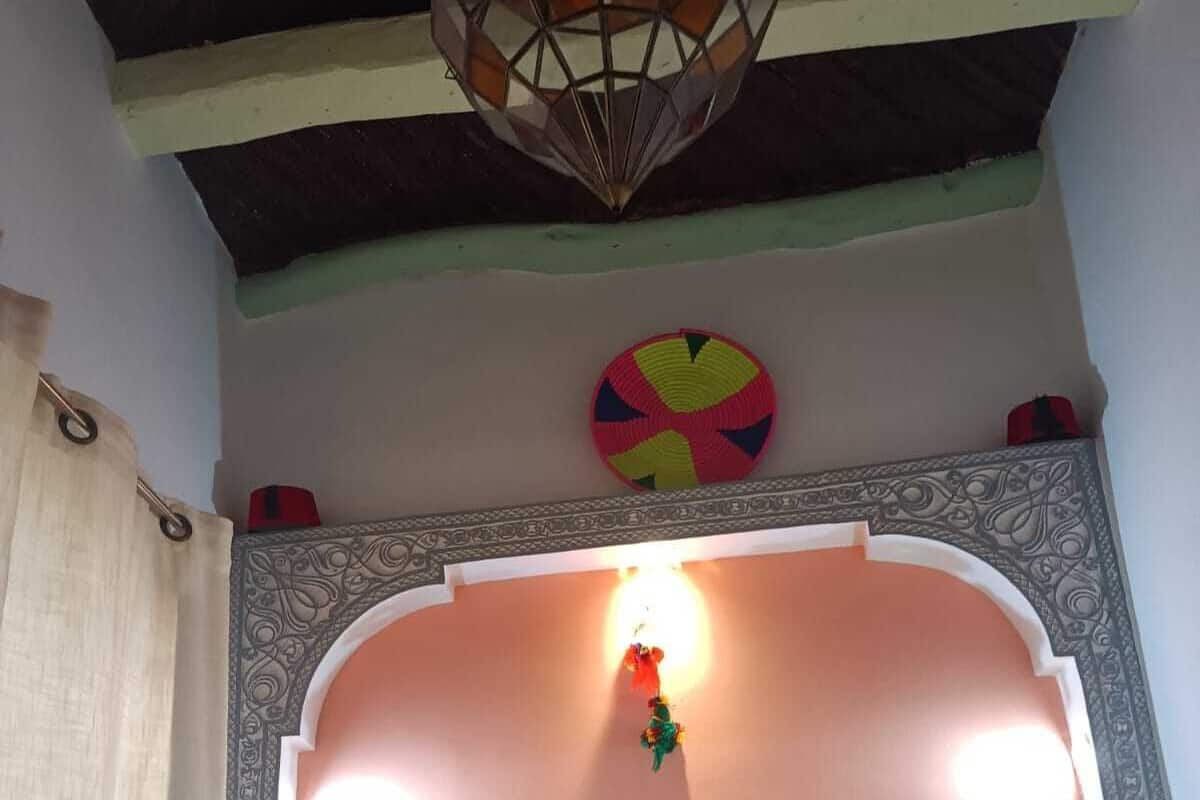 واي فاي مجانًا وملاءات أسرّة