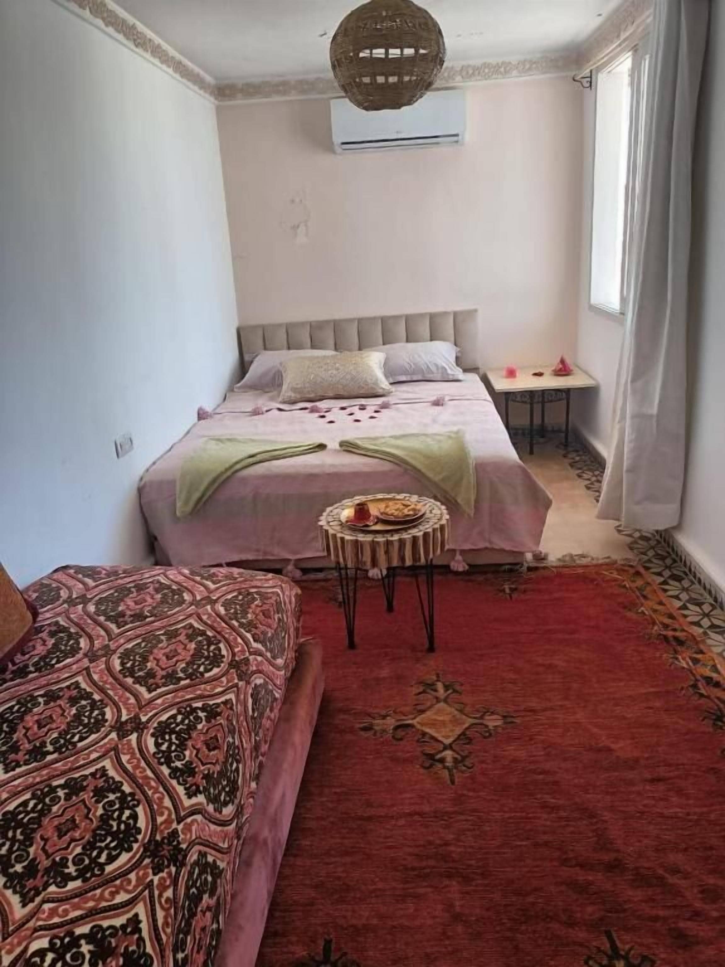 Wi-Fi gratuit, draps fournis