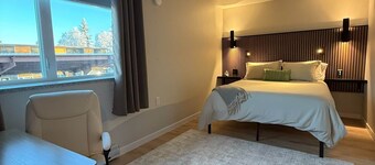 DWELL in Alaska "BIGGEST" Unit l