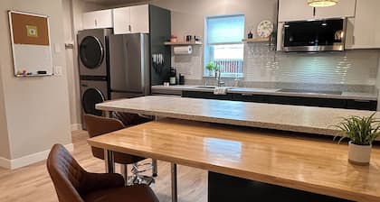 DWELL in Alaska "BIGGER" Unit m