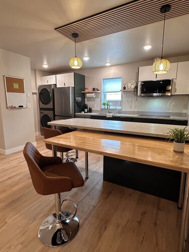 DWELL in Alaska "BIGGER" Unit n