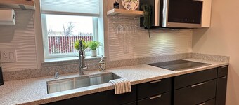 DWELL in alaska "BIGGER" Unit o