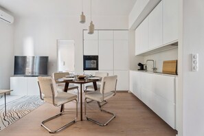 Dining - Appartement Ostave - Welkeys (Nice)