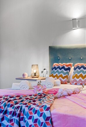 4 bedrooms, iron/ironing board, free WiFi, bed sheets - Villa Tropical - Plusholidays (Calpe)