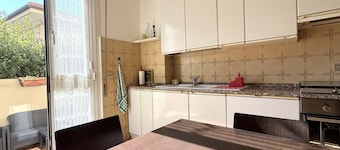 F008 - Fano, two-room apartment 200 meters from the beach