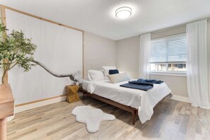 2 habitaciones, tabla de planchar con plancha, wifi y ropa de cama 