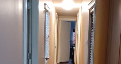 Quiet place to stay away from home, located in a very friendly area.