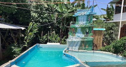 Vuelo del aguila, 4 suites, 6 Baños 6 AA, Starlink alberca rústica, 14 huéspedes