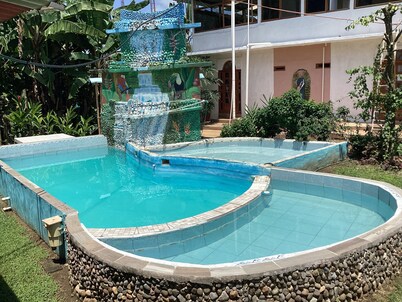 4-bedroom villa in marvelous Tuxtla Chico with WiFi, AC