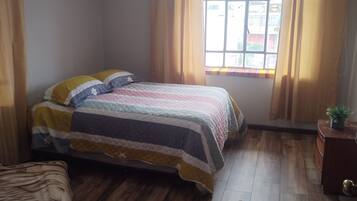 1 bedroom, iron/ironing board, WiFi