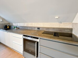 Leilighet, 2 soverom, terrasse, byutsikt | Innvendig