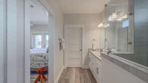 3 habitaciones, wifi gratis y ropa de cama 