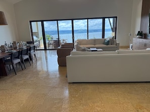 Smart TV, books, stereo, printers