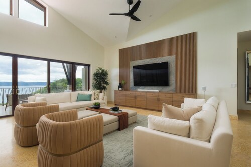 Luxury Ocean View Villa - Papagayo Resort Access - Concierge