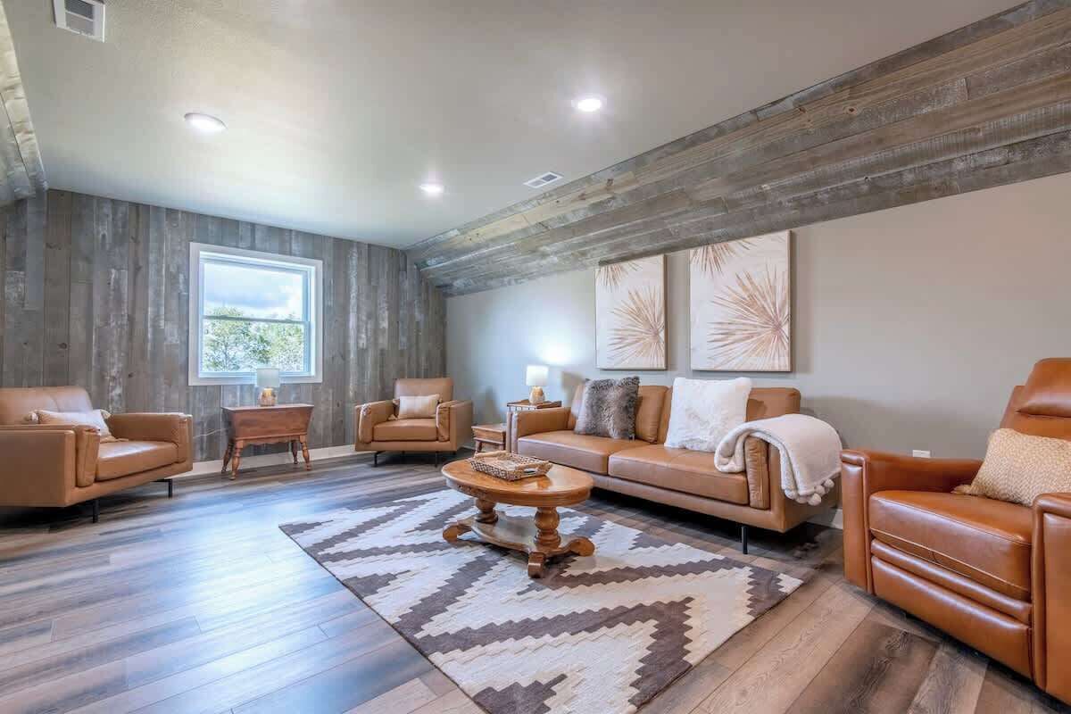 Smart TV, fireplace, foosball, books