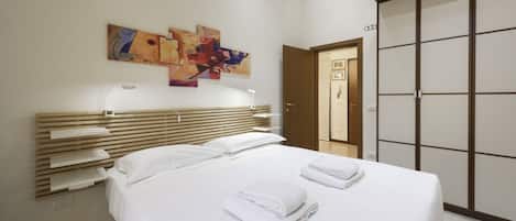 2 chambres, bureau, fer et planche à repasser, Wi-Fi